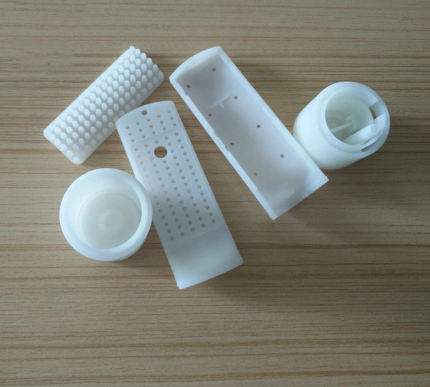 Customizing POM plastic injection molding precision parts