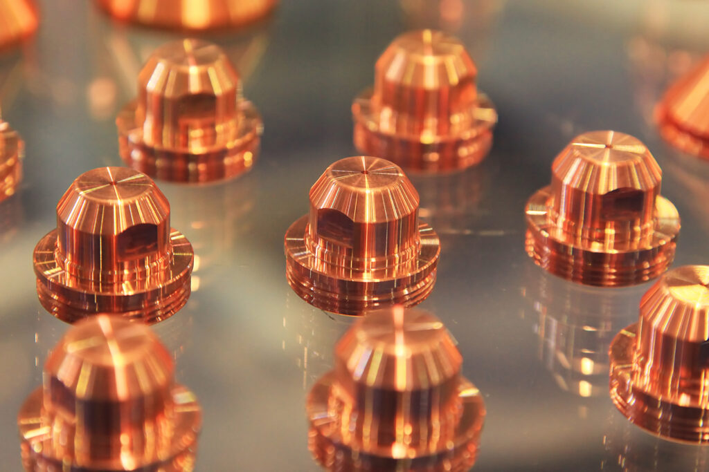 copper lugs for machines plasma cutting of metals